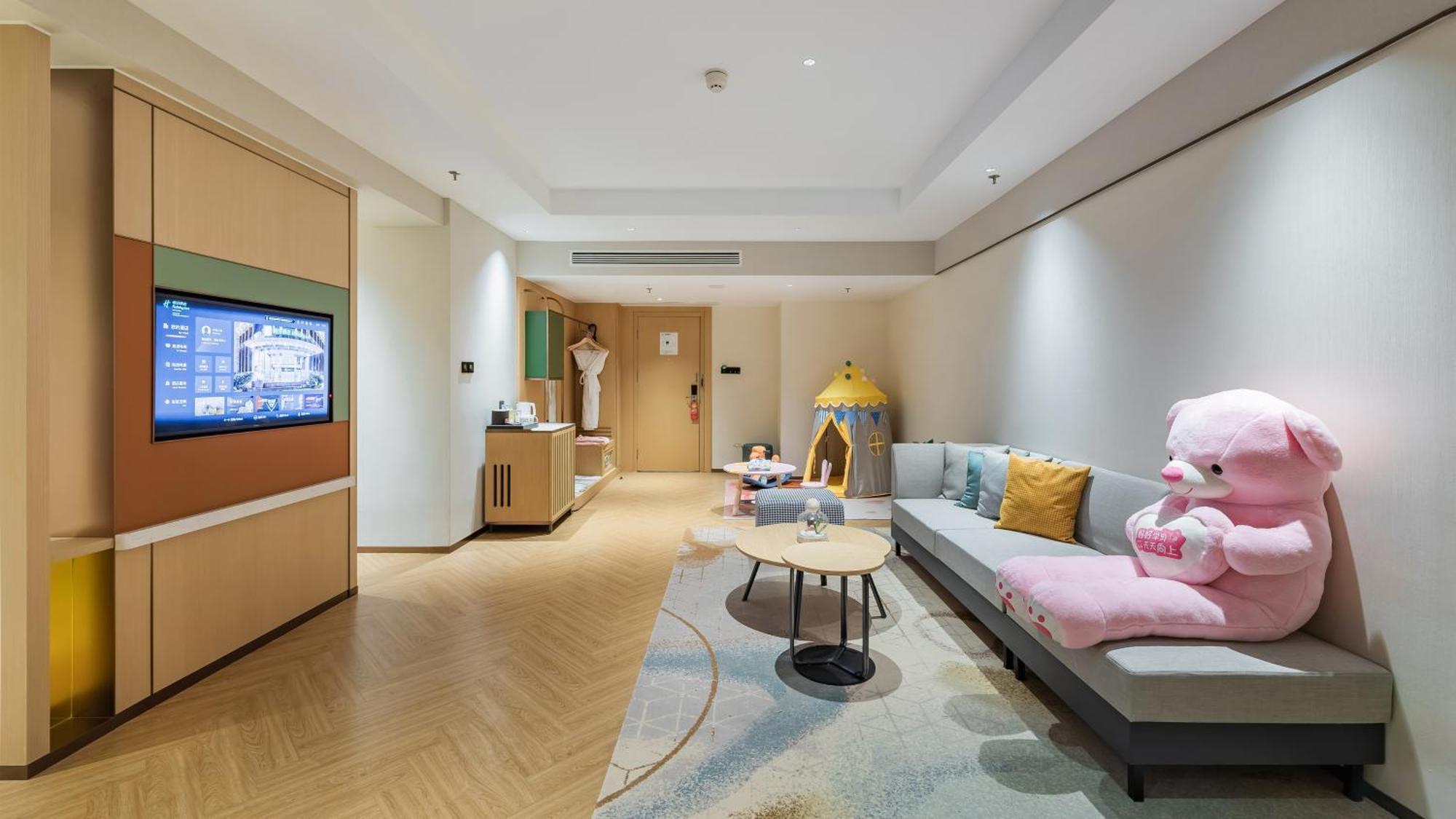 Holiday Inn Chongqing Guanyinqiao By Ihg Exterior photo